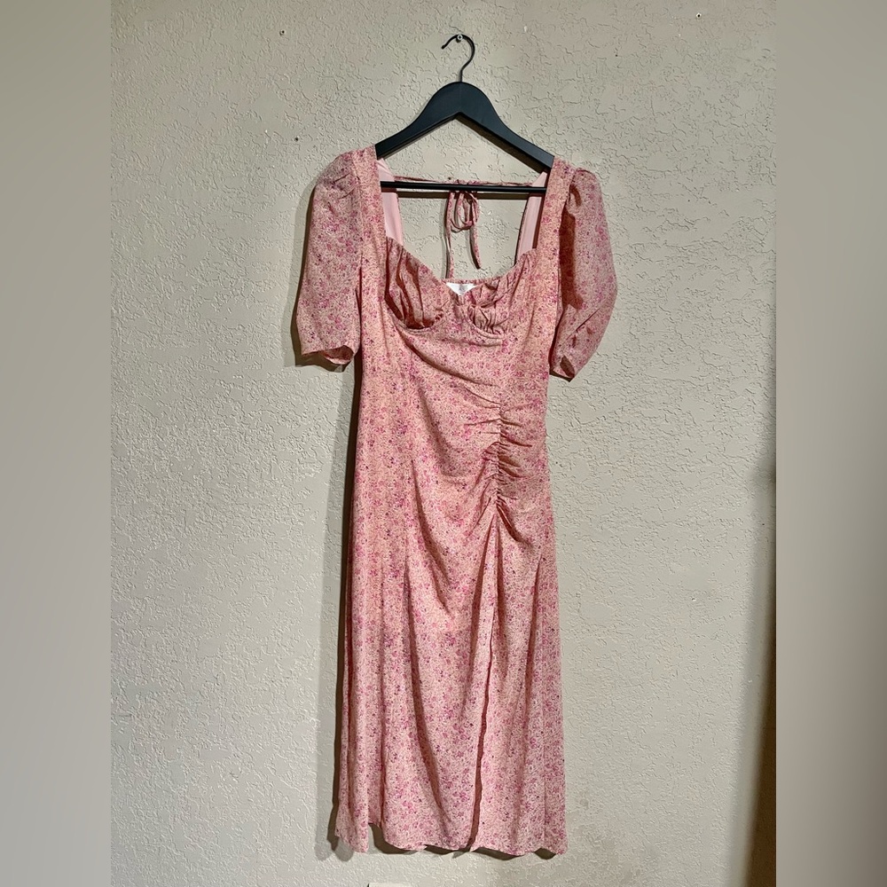 ASTR The Label | Floral Ditsy Blush Milkmaid Midi Dress Small - Picture 2 of 6